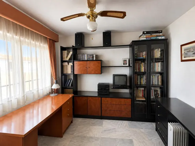 Excepcional Casa con Porche y Patio en Zona Alameda! — 10