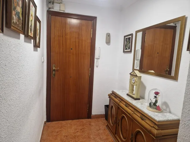 PISO CENTRICO DE 83M2 CON ASCENSOR Y BALCÓN — 8