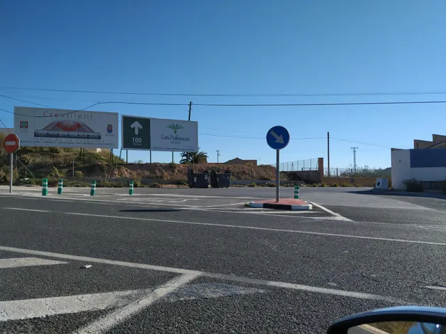 PARCELA DE 3.900 M2 FACHADA A CARRETERA N-340 — 4