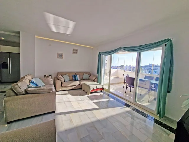 APARTAMENTO 3 DORMITORIOS CALAHONDA — 14