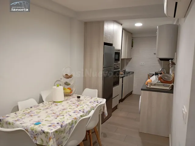 Grupo la Noria VENDE piso REFORMADO, 2 Dormitorios, 2 Baños en C/ Hermanos Jiménez (4º SIN ascensor) — 2