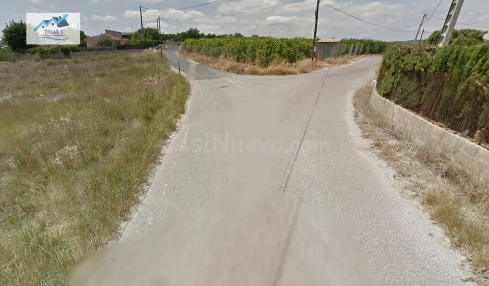 Venta de casa independiente en Godelleta , Valencia.
