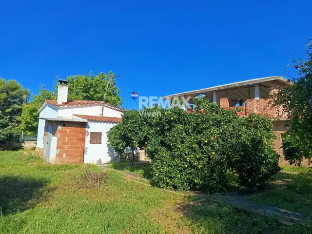 Casa en construcción con muchas posibilidades — 19