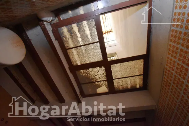 AMPLIA CASA CON 2 TERRAZAS CERCA DEL CENTRO — 43