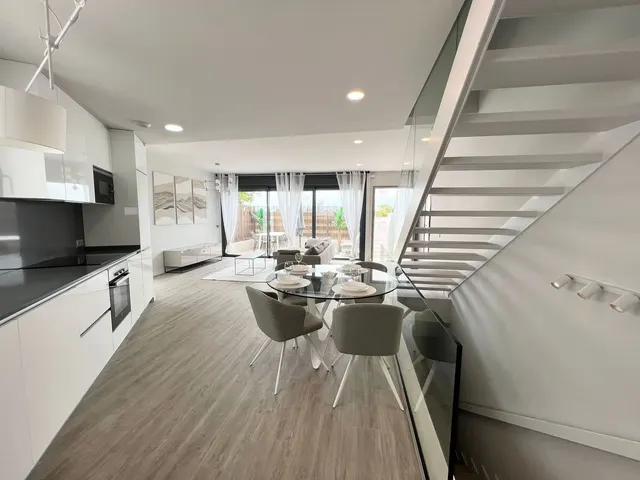 Planta baja 2 habitaciones 150m² en alquiler - Costa Del Sol — 6