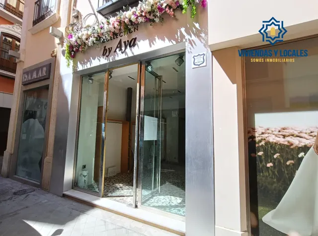 Disponible local a un paso de calle Alhóndiga — 10