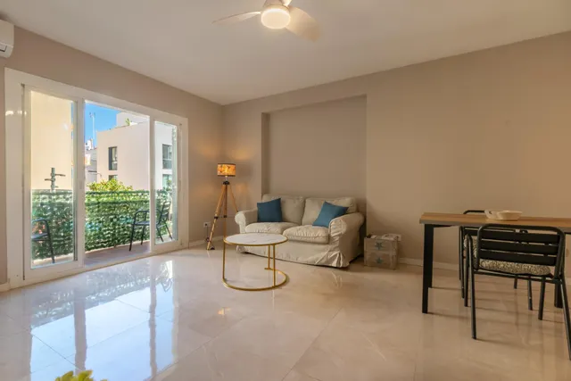 Un Dúplex en Sitges con mucho Ambiente — 7
