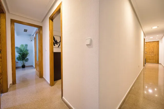 LISTO PARA ENTRAR A VIVIR  ¡TU NUEVO HOGAR TE ESPERA EN REYES CATÓLICOS! PISO 3 DORMITORIOS — 10