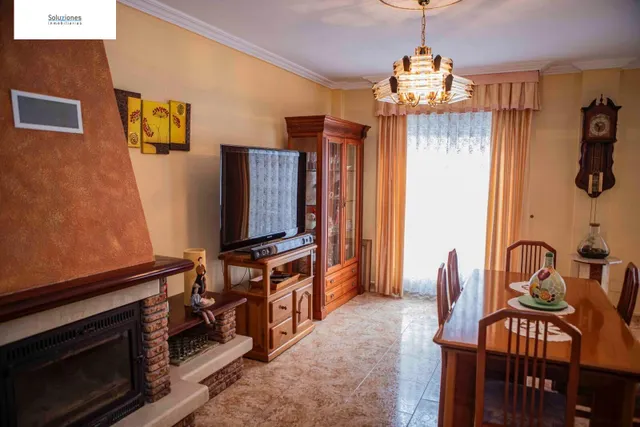 Impresionante Casa en San Pablo, Albacete - Espacio y Comodidad — 13