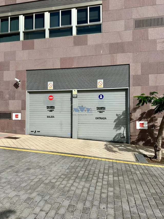Plaza de garaje en venta — 14