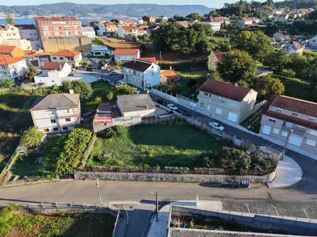 Solar urbano de 825 m2 en Seixo, cerca de las playas de Loira y Aguete — 3