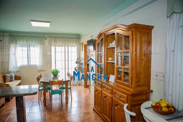 *595.000€* inmobiliaria la mancha vende casa en el barrio de san pablo de Albacete — 21