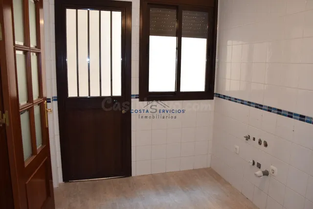 Piso planta baja con patio - foto 5