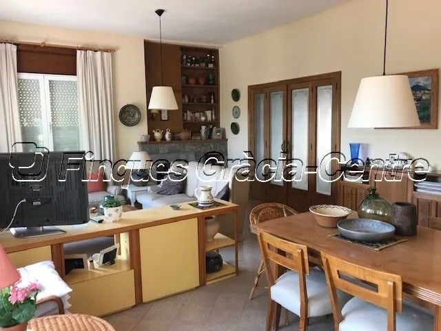 Casa en venta en el centro de Sant Feliu del Racó (Castellar - foto 3