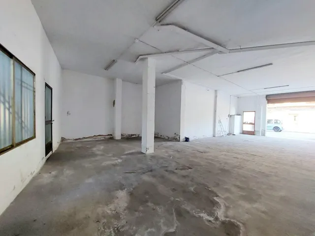 Local comercial Avd. Region Murciana LOS DOLORES — 7
