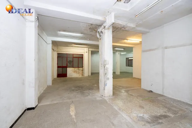 ¡Oportunidad Única en Angel Barrios! Local de 147m2 por solo 190.000€ — 6