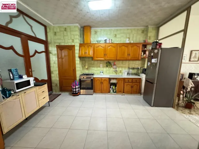 VENTA DE CASA EN BENIFAIO (VALENCIA)   CENTRICA — 15