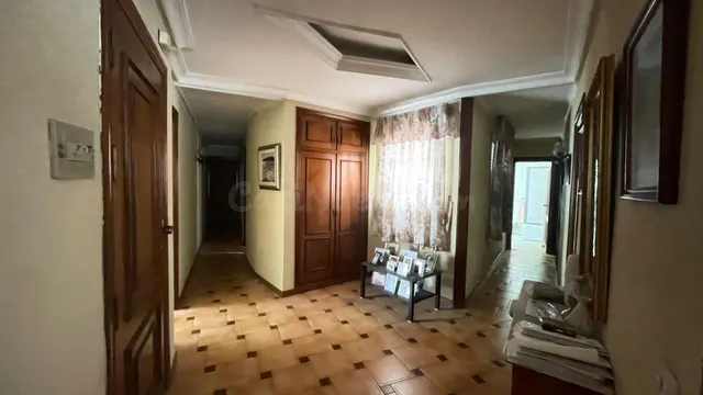 PISO EN GRAN VÍA CON DOBLE BALCÓN – 180 m2 EN PLENO CENTRO - foto 5