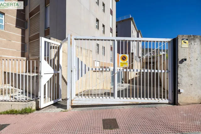 Piso en venta en Carretera de la Sierra — 34