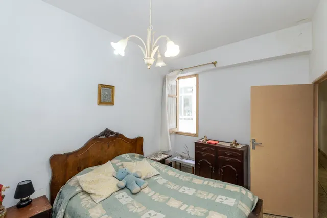 Piso para reformar junto a Plaza Einstein – 3 dormitorios y vistas despejadas — 11