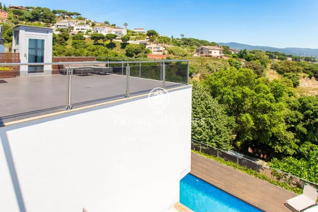 Casa en venta en Sant Cebrià de Vallalta - Urb. Vistamar — 38