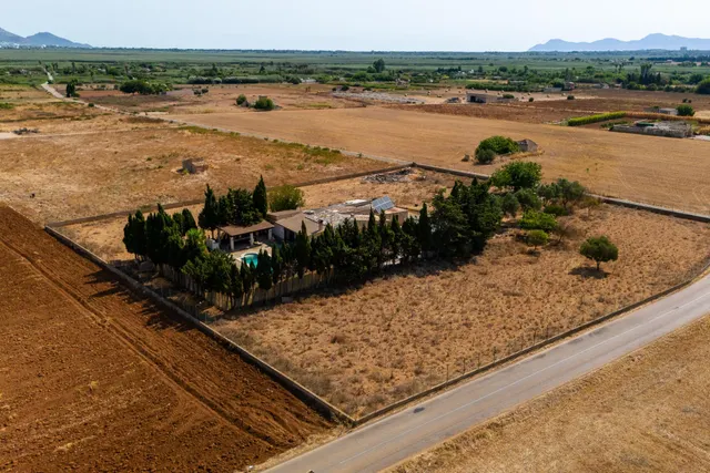 ESPECTACULAR FINCA RÚSTICA CON MOLINO EN MURO — 47