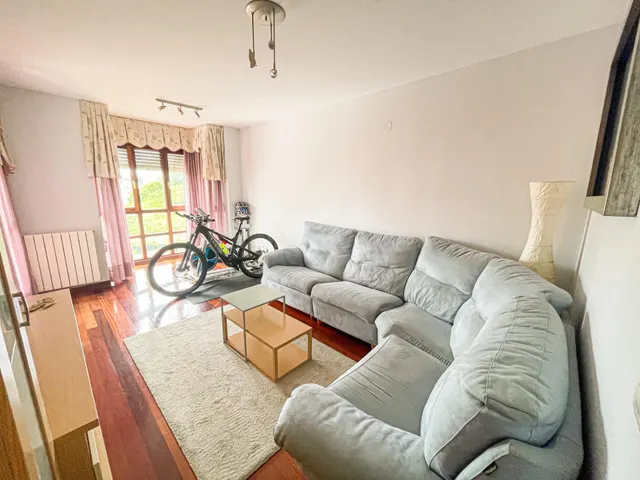 EXCLUSIVA – Piso con ascensor en Colindres listo para entrar a vivir — 2