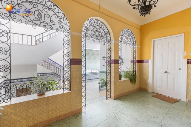 Edificio en venta completo junto a Gran Vía- Bajo Albaicín — 9