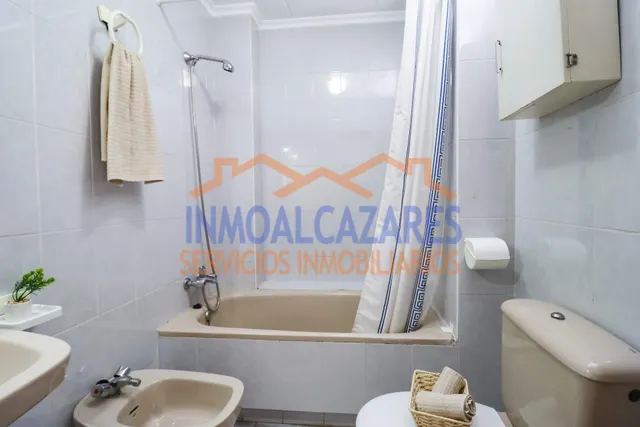 Apartamento de 2 dormitorios, 1 baños y 2 terrazas. en el centro de los alcazares, Murcia — 23