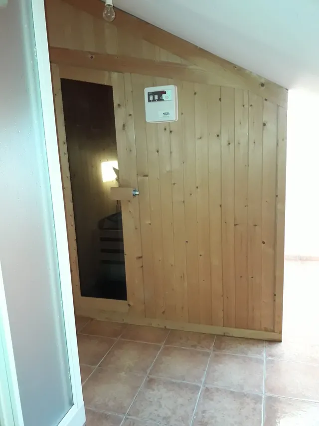 CHALET PAREADO EN VENTA EN STA. MARIA DE FIGUEIRAS — 46