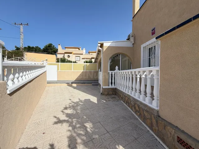 Casa 2 habitaciones 63m² en venta - Sector 25 — 4
