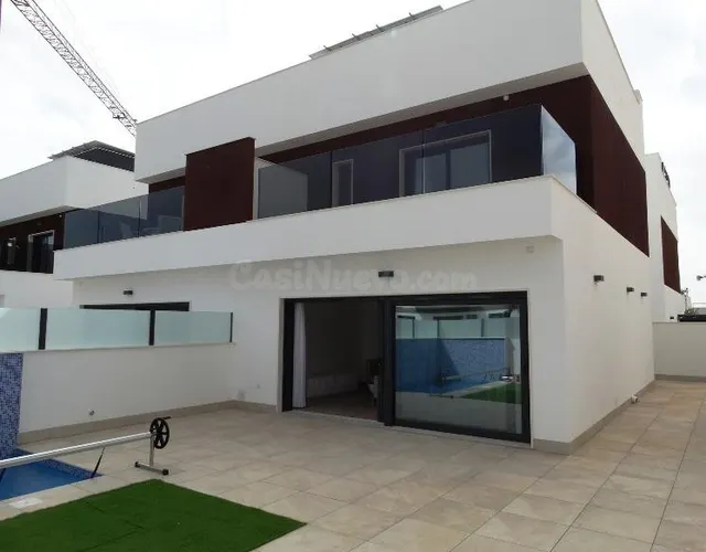 Viviendas semi adosadas con piscina privada en perfecta ubic - foto 2