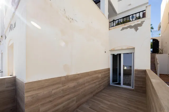 Dúplex de 4 dormitorios con vistas al mar, terraza y piscina en Velilla-Taramay — 9