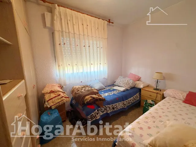 CHALET CON PISCINA, GARAJE Y TERRAZA — 35