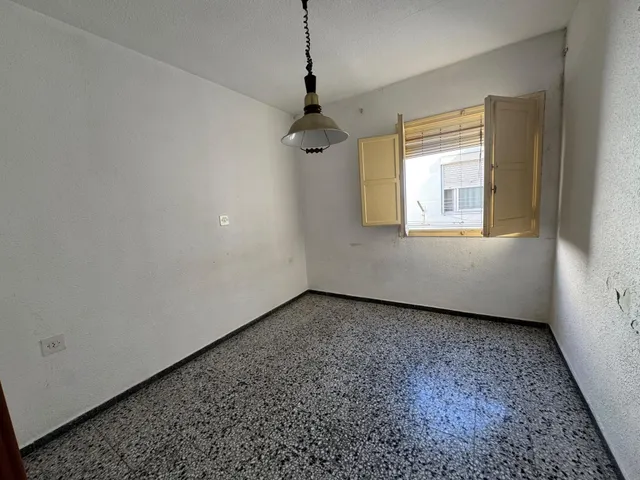 ¡oportunidad! 3 habitaciones para reformar en la florida alta, cerca del centro — 14