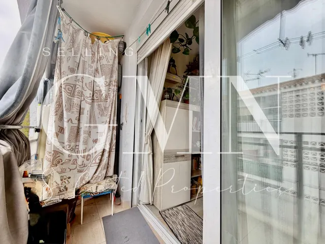 Piso 3 habitaciones 81m² en venta - Casco Antiguo — 24