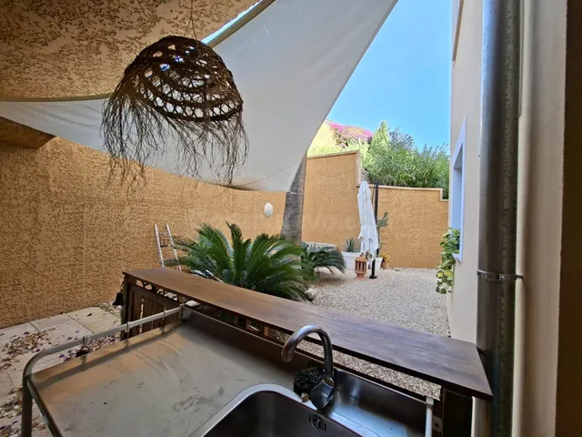 ¡Exclusiva planta baja con jardín privado en Camp de Mar! ✨ - foto 4