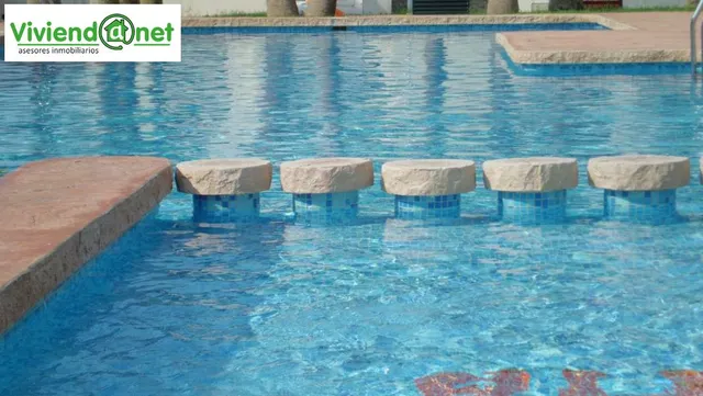 PRECIOSO DUPLEX EN URBANIZAC.CON PISCINAS Y JARDINES — 19