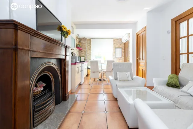 Casa o chalet independiente en venta a 5 minutos del Centro  - foto 4