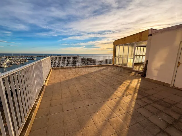 Apartamento 3 habitaciones 200m² en venta - Club nautico - foto 2