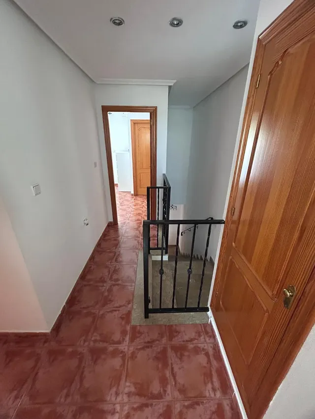 Adosado en zona de Valverde, Elche — 30
