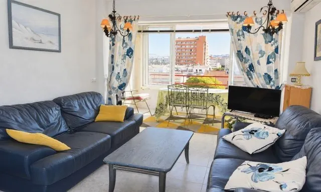 Bonito apartamento en Roses con piscinas comunitarias y vist - foto 3