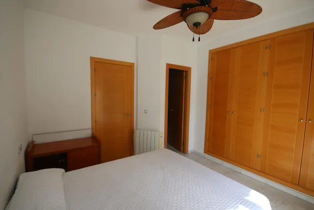 Exclusivo adosado de 3 plantas en Hoyo 14 junto al Campo de Golf – Nuevo Portil — 23