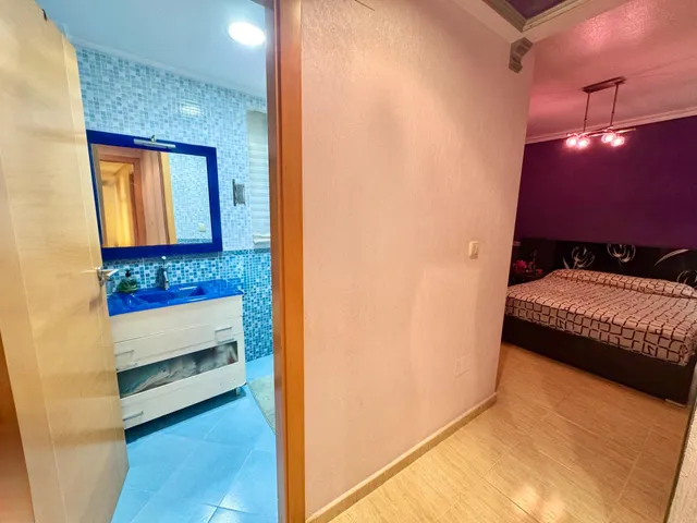 ESTUPENDO PISO DE VENTA EN ORIHUELA SEMINUEVO, CON GARAJE, RODEADO DE SERVICIOS… ¡¡PREGUNTE POR EL YA!! — 20