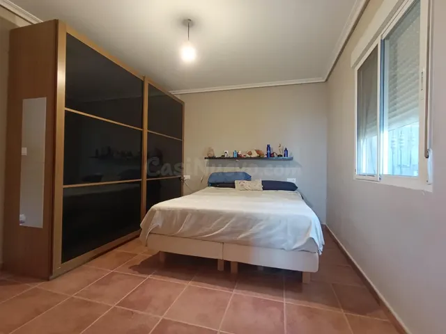 Se vende chalet /monovar / listo para vivir / arboles frutales — 16