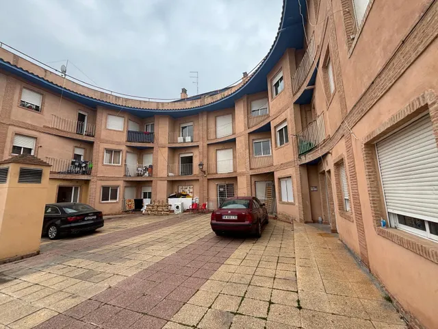 Piso para reformar en Calle Joaquín Costa, Ricla — 31