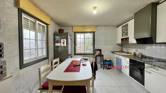 OPORTUNIDAD ÚNICA – CASA PARA REFORMAR CON VISTAS A LA RÍA - foto 3