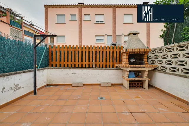 CASA EN ANGLÈS — 47