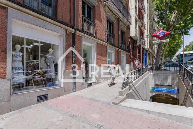 Piso en venta en Menendez Pelayo — 24