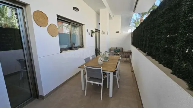 Se vende espectacular planta baja semi-nueva con diseño mini - foto 3